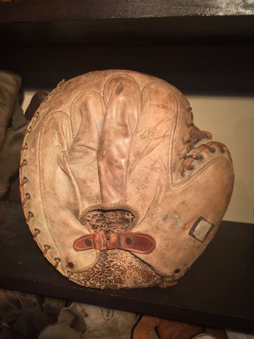 Early 1900's A.J. Reach Crescent Catchers Mitt Back