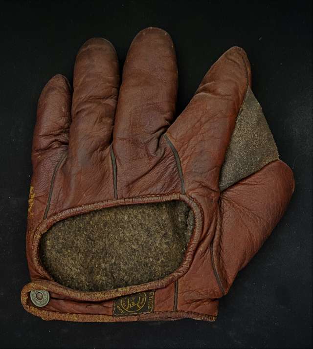 Early 1900's A.J. Reach Crescent Glove Burgundy Back