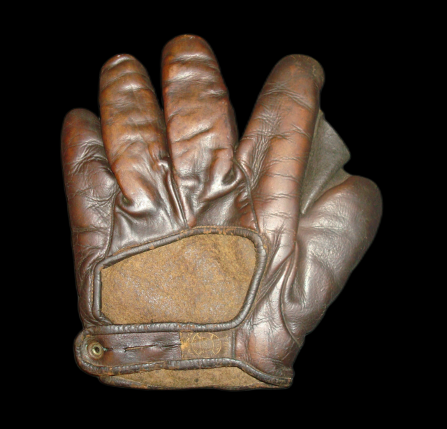 A.J. Reach Crescent Glove Dark Burgundy Back