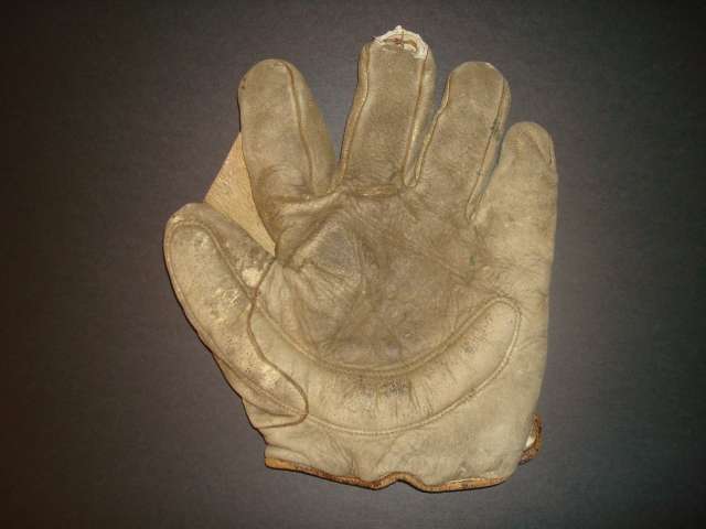 Early 1900's A.J. Reach Crescent Glove Front