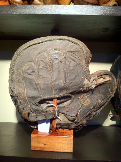 Early 1900's A.J. Reach Crescent Light Front Catchers Mitt Back