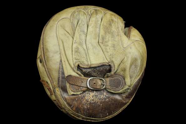 Early 1900's Adjustable Heel Catchers Mitt Back