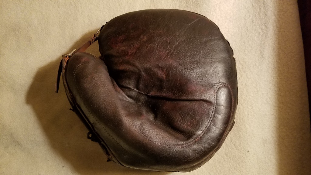 Early 1900's Adjustable Heel Crescent Catchers Mitt Front Early
