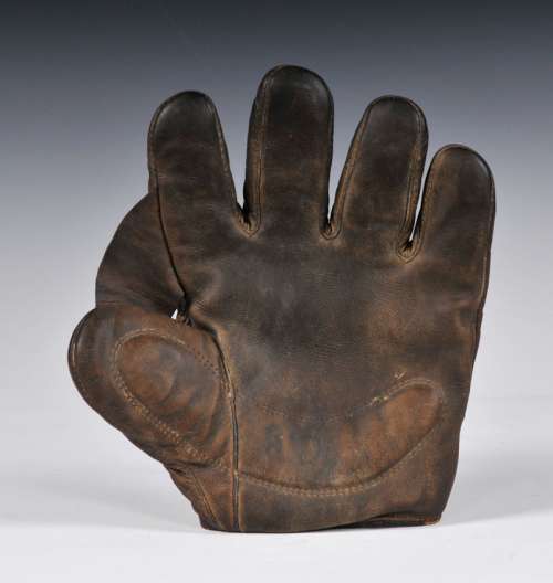 Early 1900's Buckle Back Crescent Glove Front