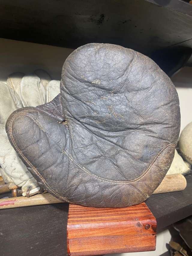Early 1900's Crescent Basemitt Front