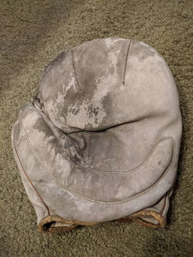 Crescent Basemitt Front