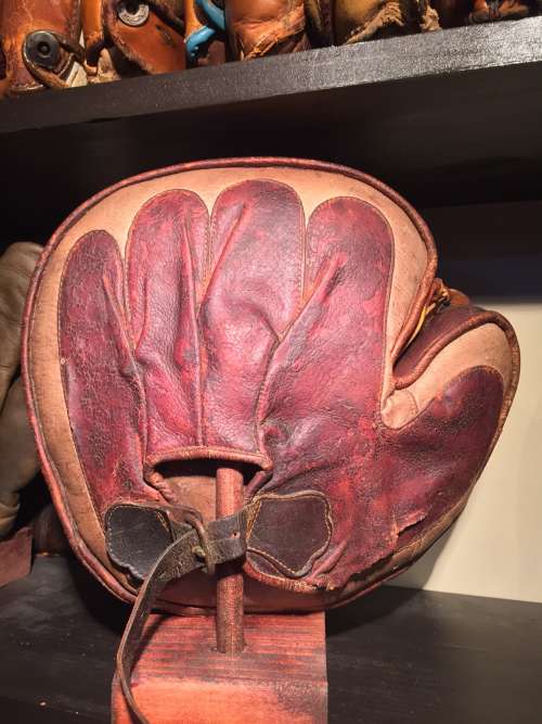 Early 1900's Crescent Catchers Mitt Burgundy Back