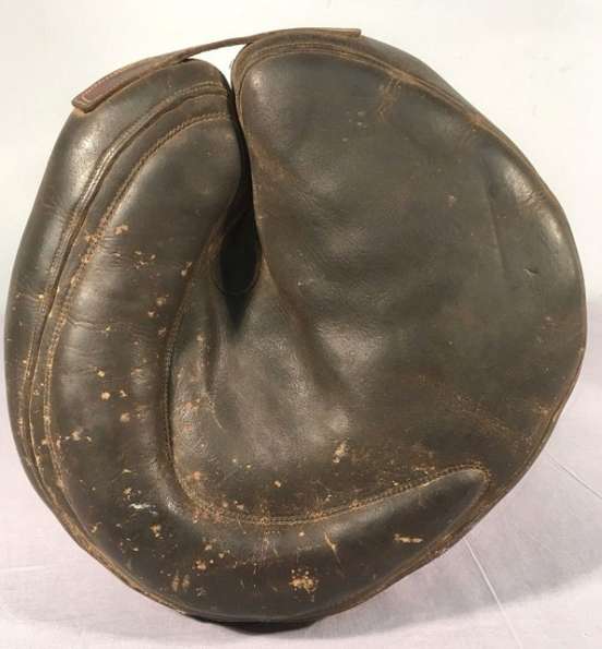 Early 1900's Crescent Catchers Mitt Front