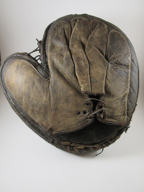 Early 1900's Crescent Catchers Mitt Lefty Back