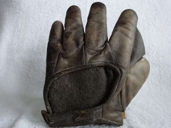 Early 1900's Crescent Glove Back 