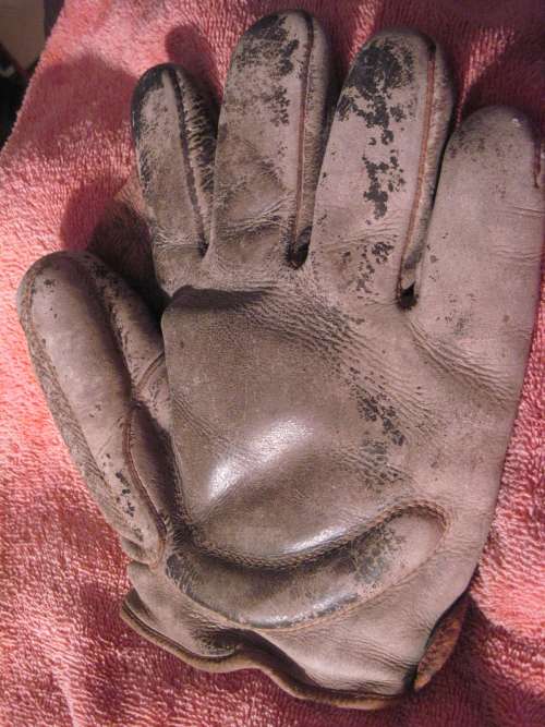 Early 1900's Crescent Glove Front