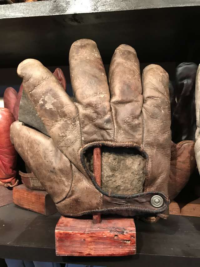 Early 1900's Crescent Lefty Back