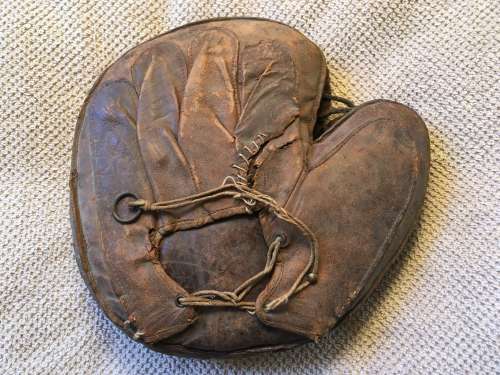 Early 1900's Hook & Eye Crescent Catchers Mitt Back