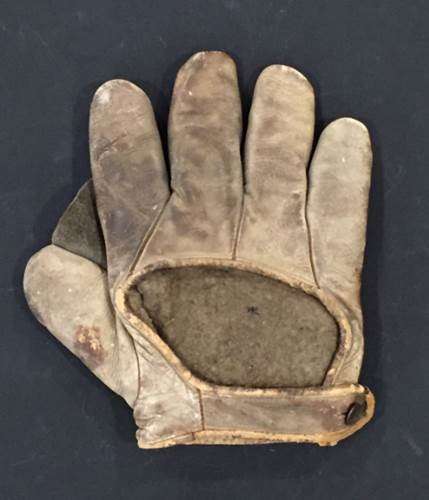 Early 1900's Lefty Crescent Back