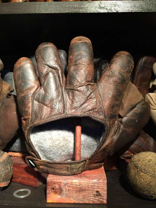 Spalding Crescent Back