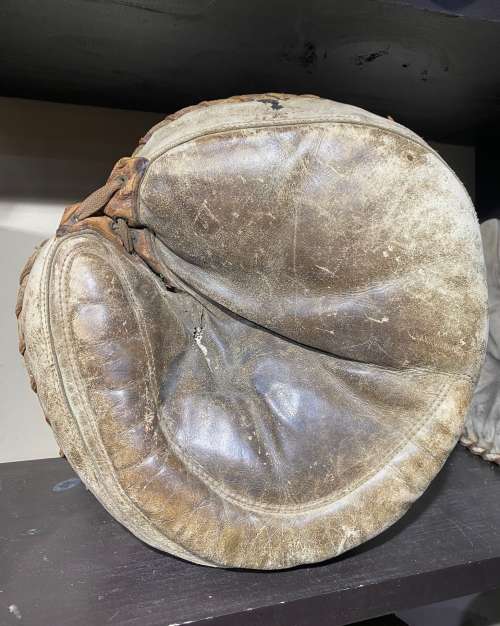 Early 1900's Spalding Crescent Catchers Mitt Front
