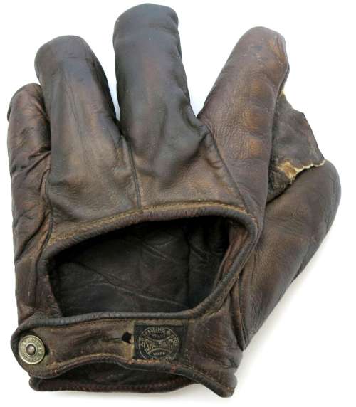 Early 1900's Spalding Crescent Glove Back