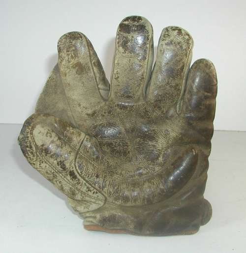 Early 1900's Spalding Crescent Glove Front