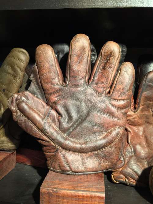 Early 1900's Spalding Crescent Glove Front