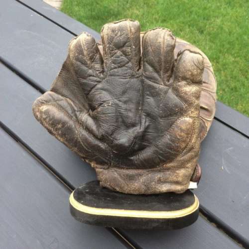 Early 1900's Spalding Crescent Glove Front