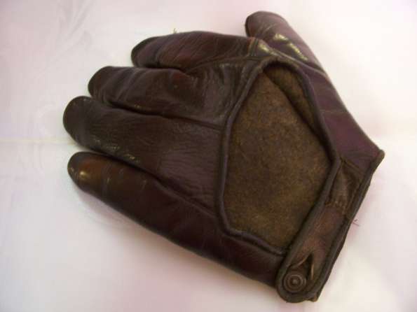 Early 1900's Spalding Dark Crescent Glove With Missing Web Back