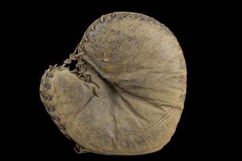 Early 1900's Spalding Light Brown Crescent Basemitt Front