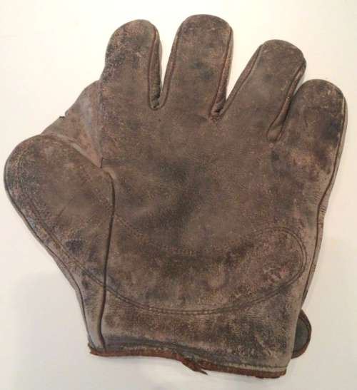 Early 1900's Victor Crescent Glove Front