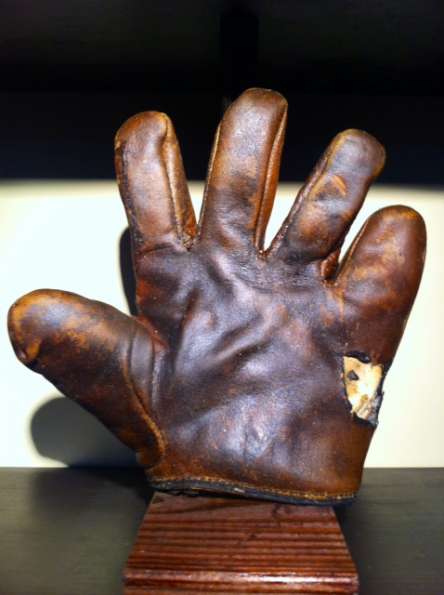 Early 1900's Webless Glove Front