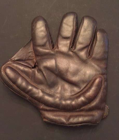 Early 1900's Wright & Ditson Crescent Front