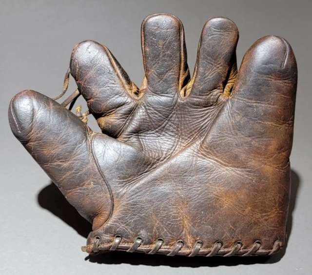 Eddie Collins Reach Front