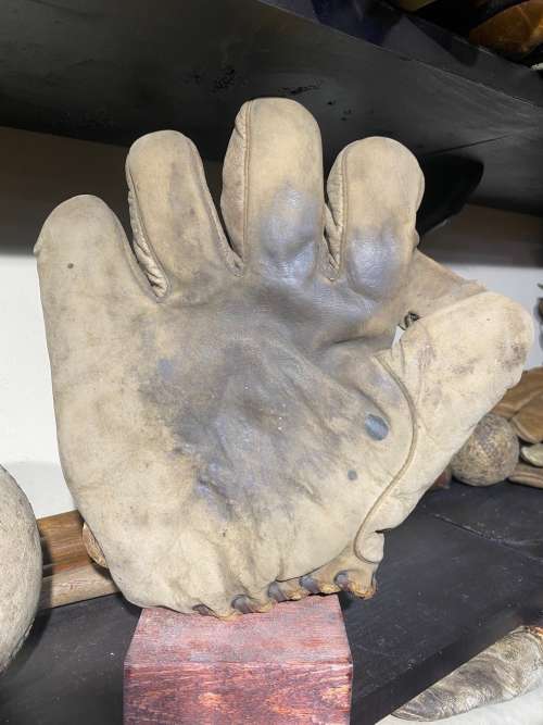 Edward K. Tryon 1 Inch Web Lefty Front