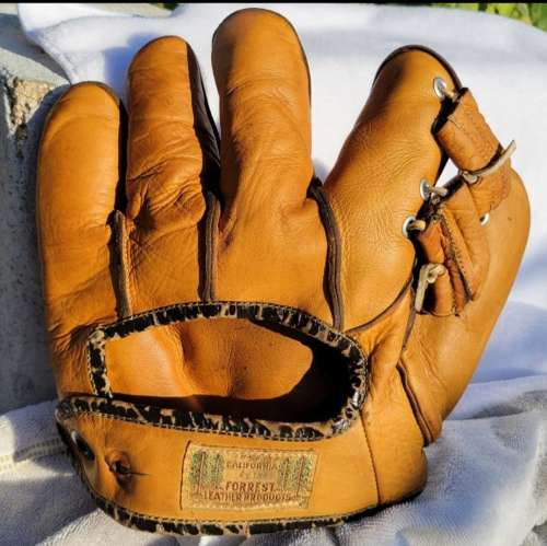 Forrest Leather Products 802G Back