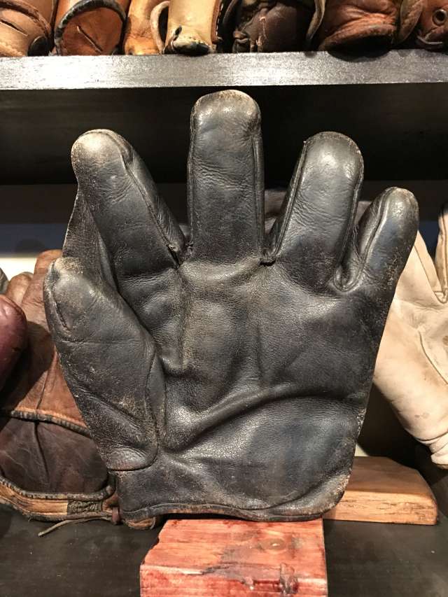 Full Web Black Front