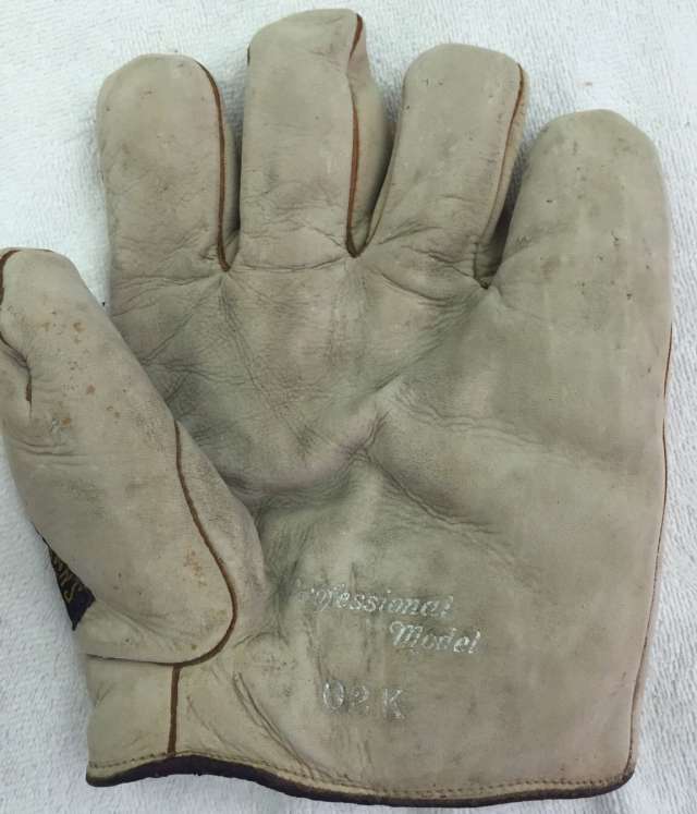 Kaufmann's 02K Front