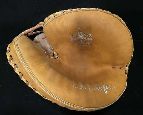 Bill Killefer George A. Reach C34 Catchers Mitt Front