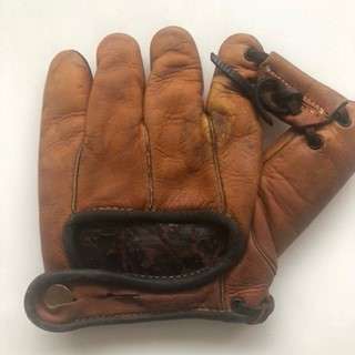 George A. Reach Henry Model Back