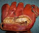View the image: Warren Spahn Globe WS4 Back