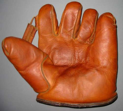 Bob Doerr Globe Front