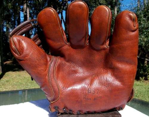 Jim Turner Globe G87 Front