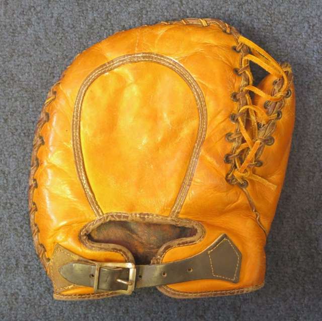 Jimmie Foxx Globe 456 Basemitt Back