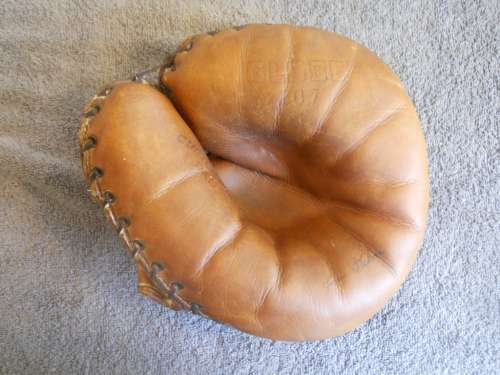 Jimmie Wilson Globe 207 Front