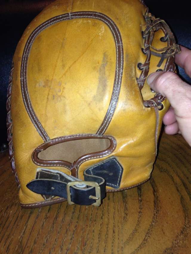 Jimmy Foxx Globe 456 Back