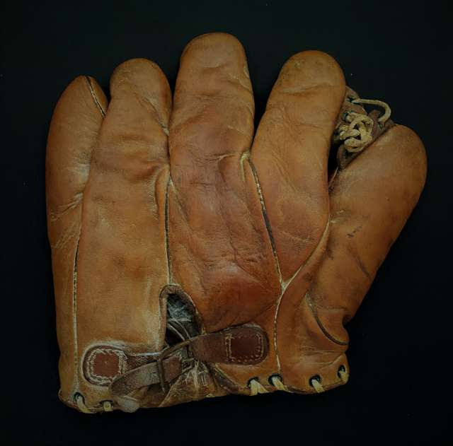 Rabbit Maranville Globe 25 Back