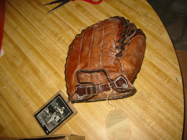 Randy Moore Globe 122 Back