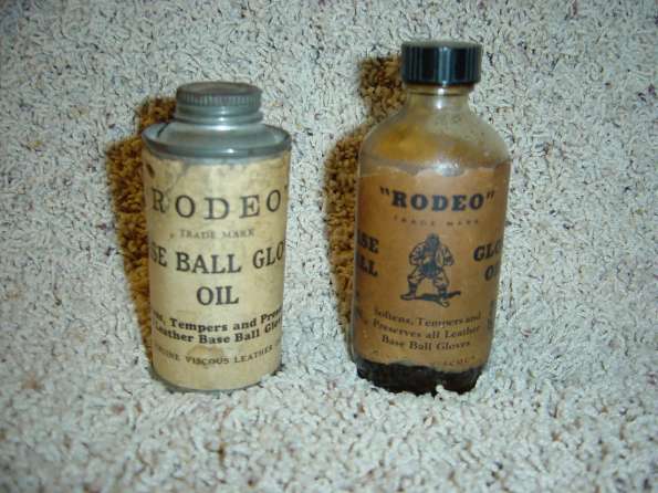 Rodeo Base Ball Glove Oil