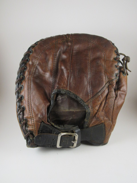 Goldsmith Basemitt Back