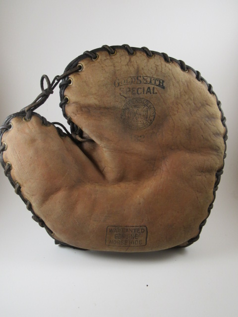 Goldsmith Special 132 Basemitt Front