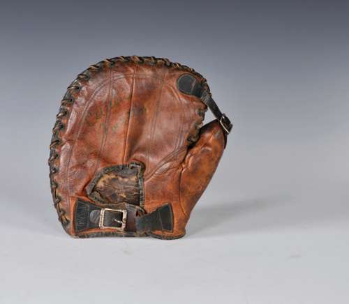 Jake Daubert Goldsmith 32 Basemitt Back