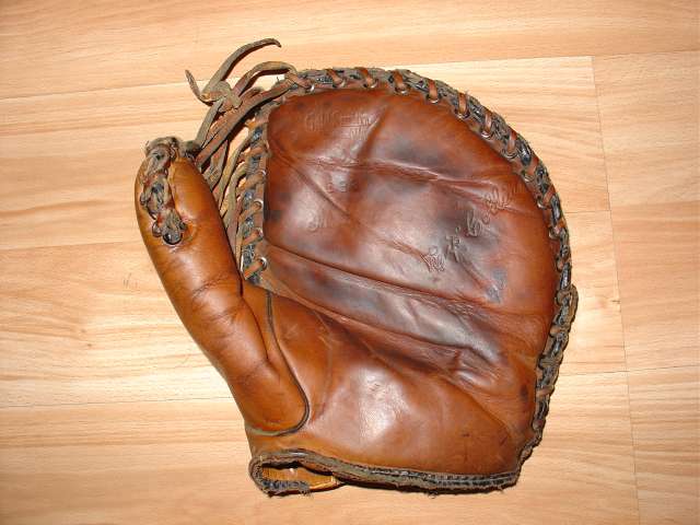 Rip Collins Goldsmith B33 Front