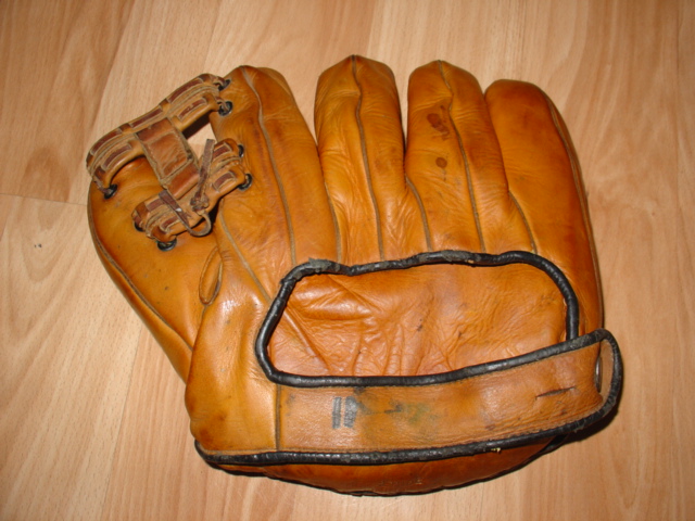 Elmer Riddle Goldsmith DW Lefty Back